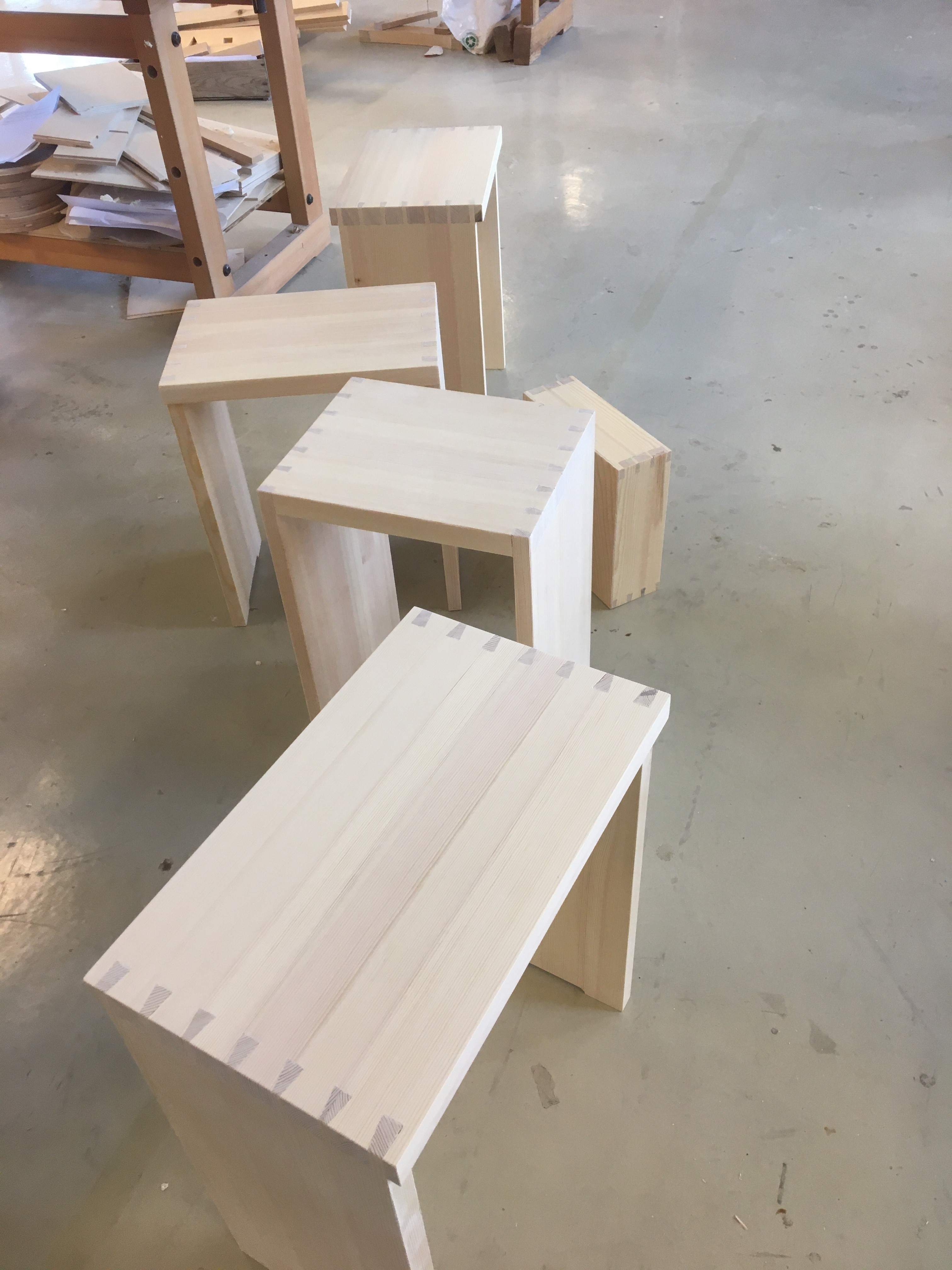 Kurs i møbelsnekring for damer, foto Hjerleid